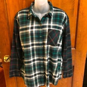 🦄🦄🦄 3 for $20 🦄🦄🦄 Women’s Eddie Bauer boyfriend fit Flannel shirt